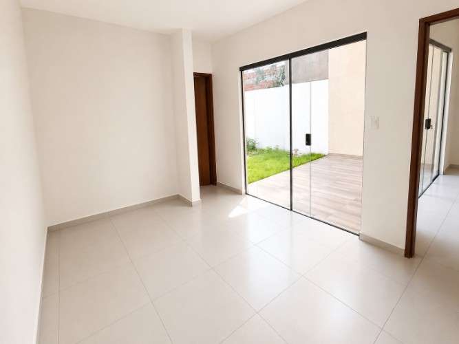 Casa en venta 3 dormitorios -zona norte remanso2081656573