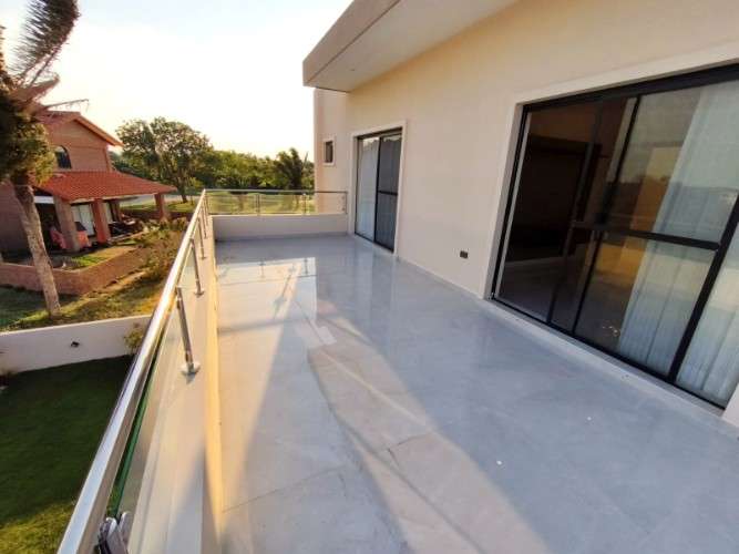 Urubó - casa en venta de 3 suites1489687089