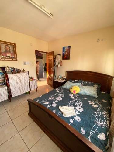 Casa en alquiler en zona av 3 pasos al frente1023971876