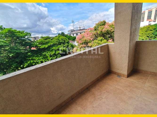 Departamento de 4 dormitorios zona avenida beni728484830