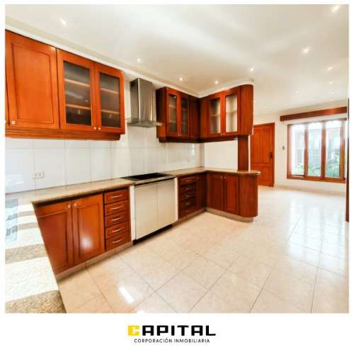 Casa en alquiler en barrio equipetrol, ideal para empresas779591677