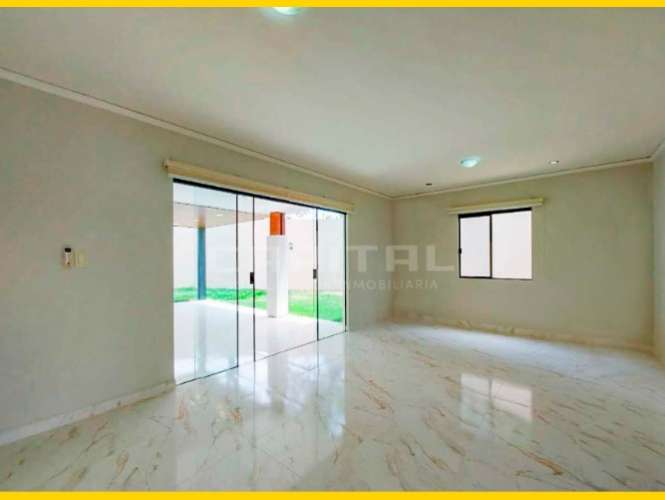 Amplia casa de una planta en alquiler en condominio fontana la riviera 12100313249