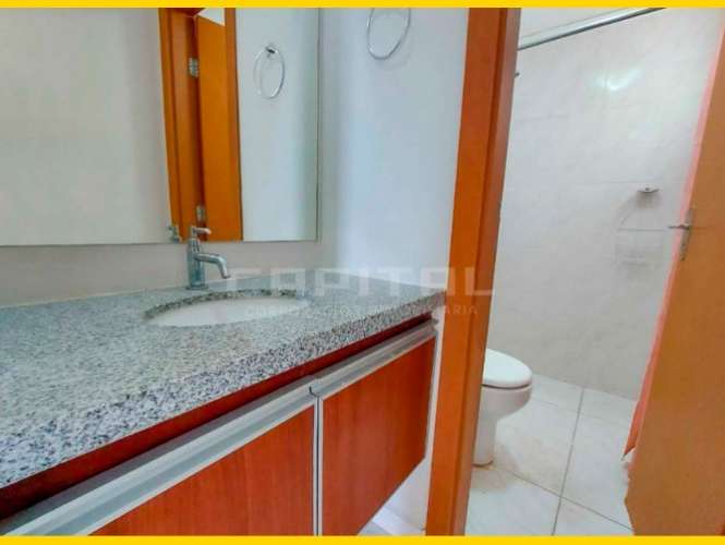 Amplia casa de una planta en alquiler en condominio fontana la riviera 12100313249