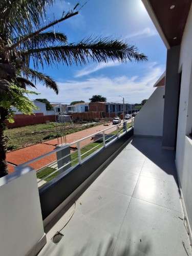 Casa a estrenar en venta en condominio zona norte526280992