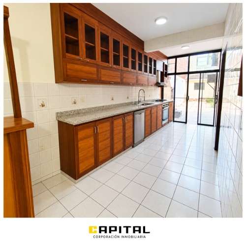 Amplia casa ideal para empresas, clinicas, residencial y mas134719779
