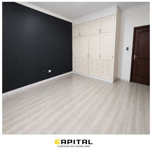Amplia casa ideal para empresas, clinicas, residencial y mas134719779