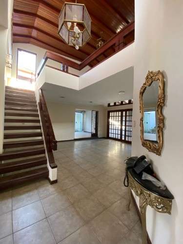 Propiedad exclusiva en alquiler – zona el trompillo89510179