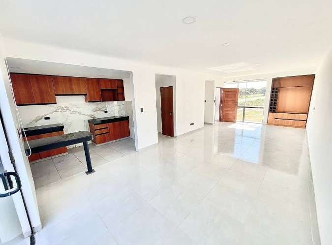 Casa de 3 habitaciones en condominio exclusivo en zona norte196087886
