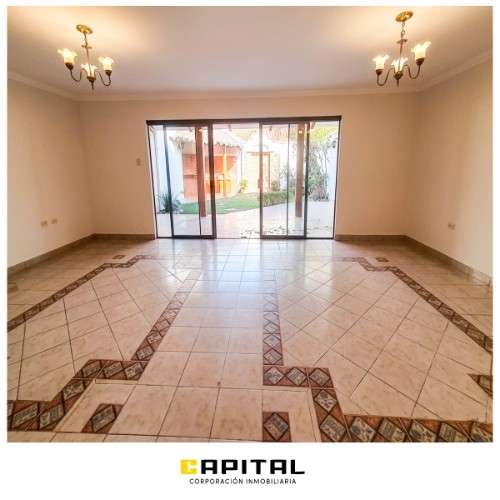 Alquilo inmueble para vivienda u oficinas1098699034