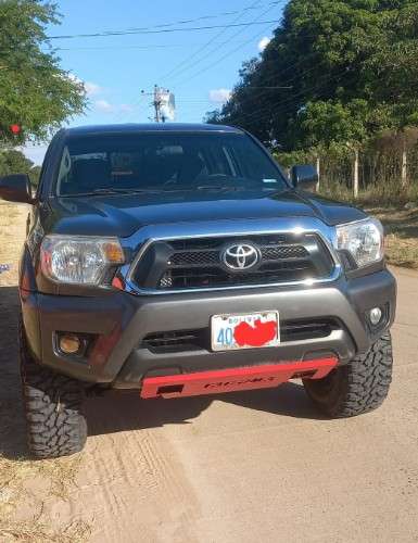 Toyota tacoma 2015 4x4 automática - potencia y versatilidad1820239017