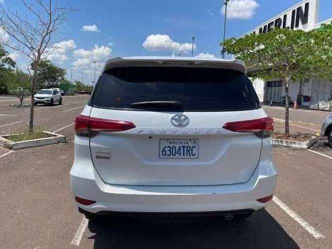 Toyota fortuner 2024 4x4 automática - potencia y aventura1988886243