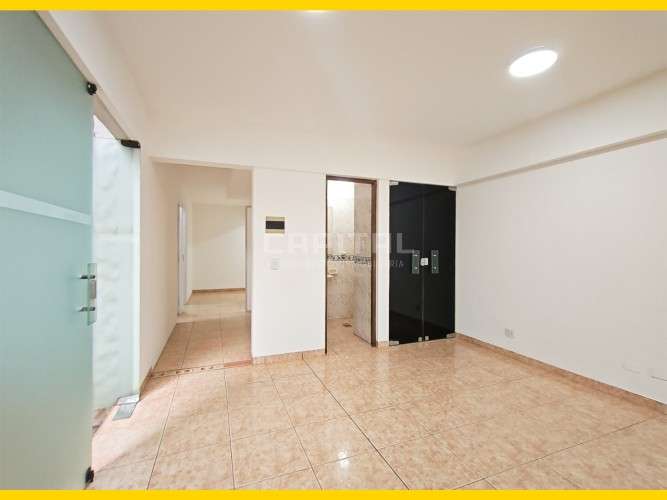 Locales comerciales en alquiler sobre avenida beni482935376