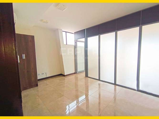 Oficinas en alquiler o venta en edificio business & health547406144