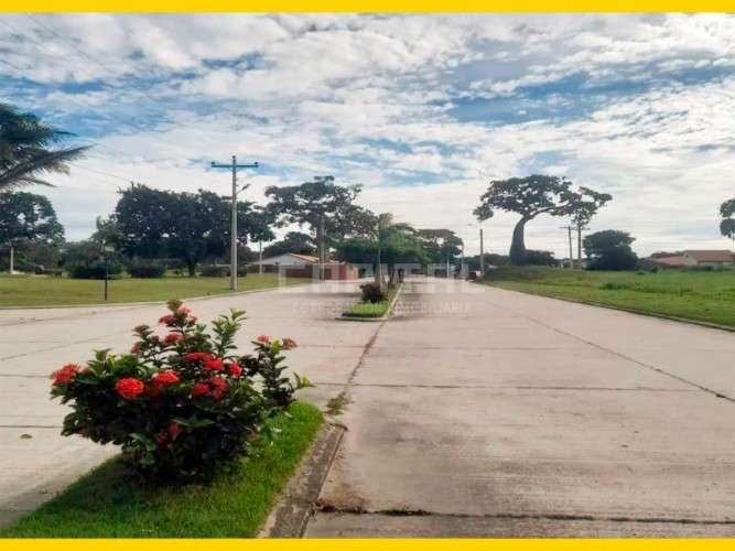 Terreno en venta en urb. norte verde25825109