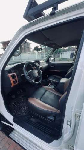 2017 vagoneta nissan patrol 4x4 - vidrios con protección uv 99%1288765898