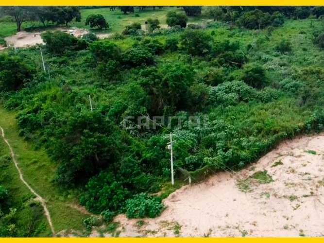 Terreno estratégico sobre la carretera warnes - la bélgica,2077135719
