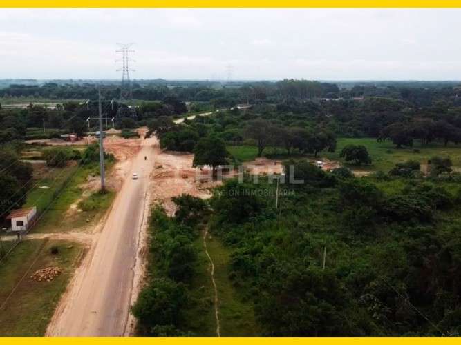 Terreno estratégico sobre la carretera warnes - la bélgica,2077135719