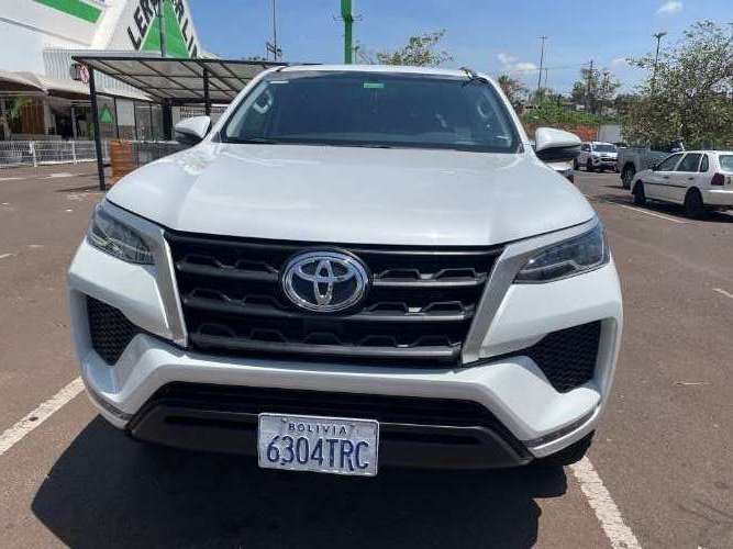Toyota fortuner 2024 4x4 automática - potencia y aventura1988886243
