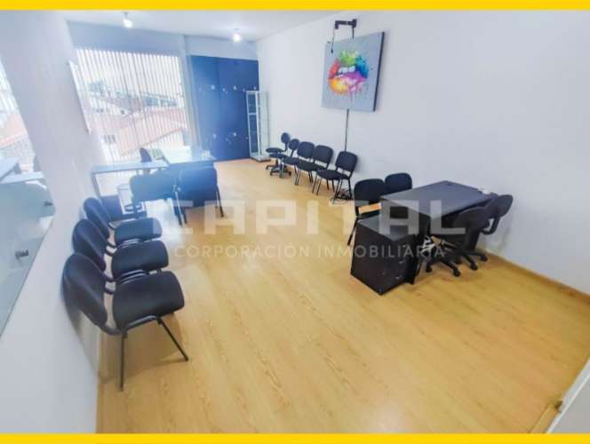 En edificio tres carabelas alquilo oficina1070838681