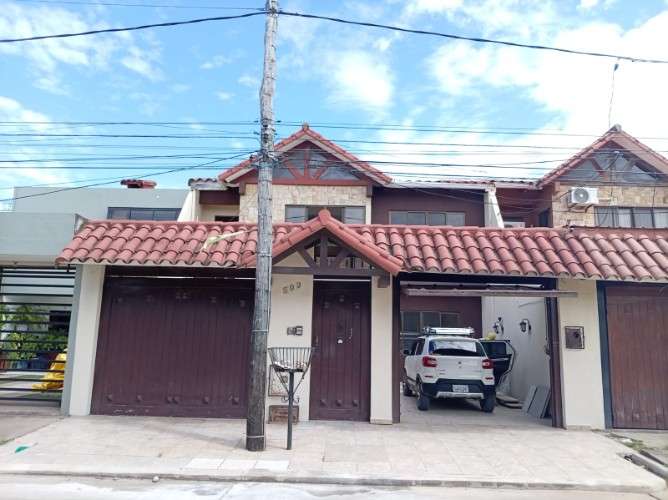 Casa en alquiler en inmediaciones de avenida santos dumont314604742
