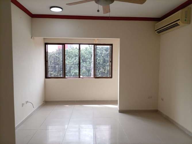 Casa en alquiler en inmediaciones de avenida santos dumont314604742