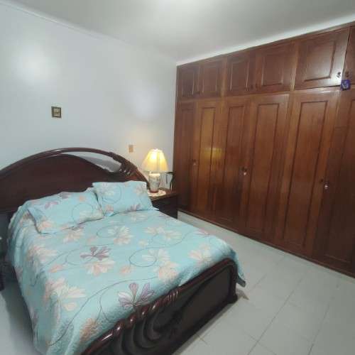  casa en alquiler amoblada  de 4  habitaciones 87010346