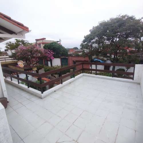  casa en alquiler amoblada  de 4  habitaciones 87010346