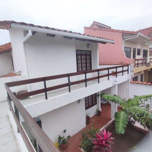  casa en alquiler amoblada  de 4  habitaciones 87010346