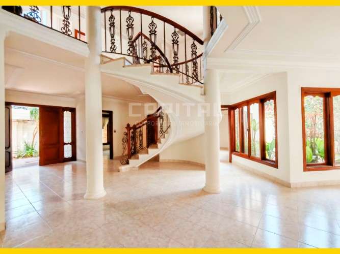 Casa para empresa o negocio en alquiler zona equipetrol724173704
