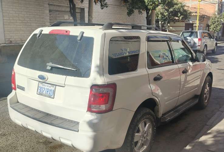 Ford escape 2009 4x4 automático 1389985869