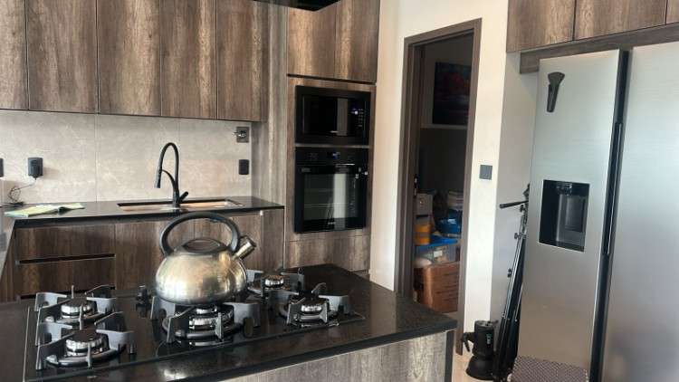 Casa en venta en condominio zona norte1581112952