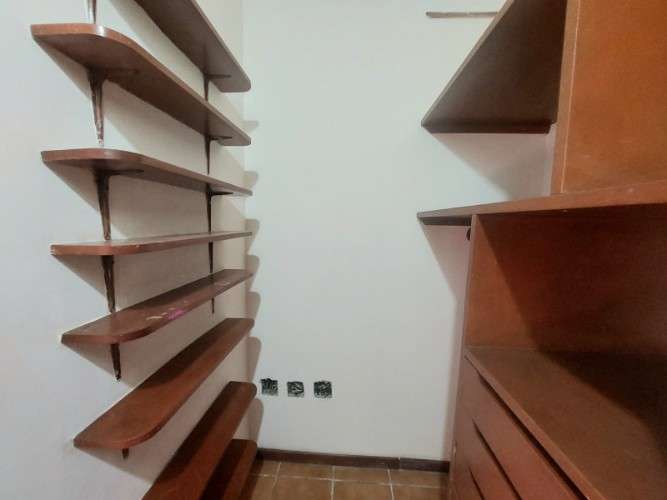  casa en alquiler de 3 dormitorios en condominio523697552
