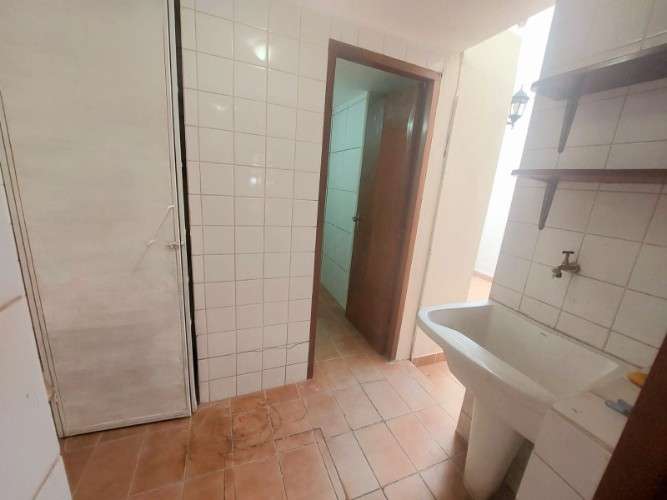  casa en alquiler de 3 dormitorios en condominio523697552