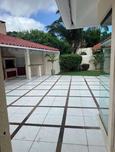 Amplia casa en alquiler en condominio picasso21993476