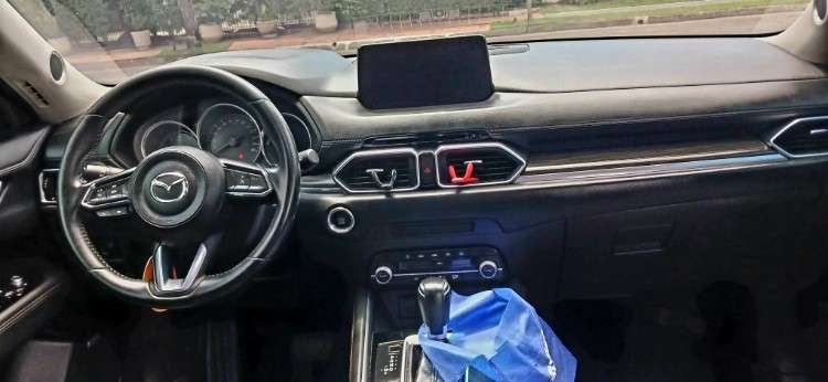 Vendo impecable mazda cx5 skyactiv g año 2023 de imcruz cel 75018362  motor 2000cc 4x4 modo de manejo sport caja automatica y secuencial 6 velocidad  paletas en el volante radio cardplay cargador inalambrico blanca perlado sensores de aproximacion aros 19590770964