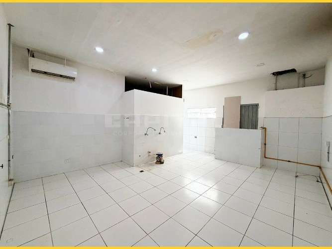 Local comercial sobre avenida los cusis18416080