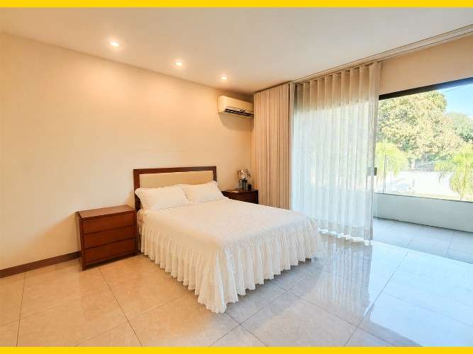  exclusiva residencia con piscina propia.590658671