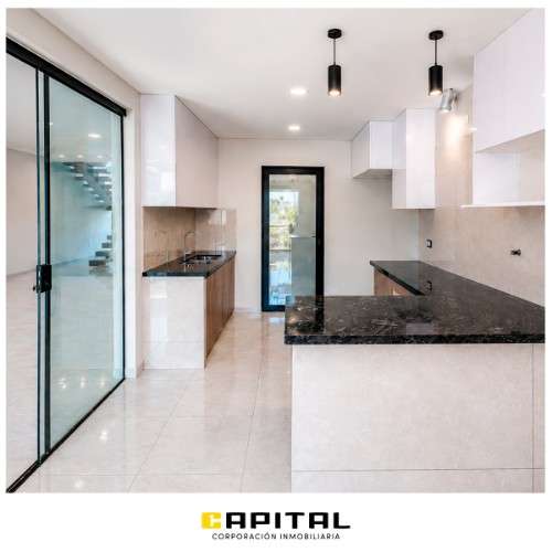 ¡casa a estrenar en la zona más codiciada de santa cruz!1657012796