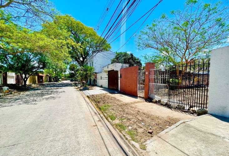 Terreno en venta - zona norte av radial 26 antes 4to. anillo225249452