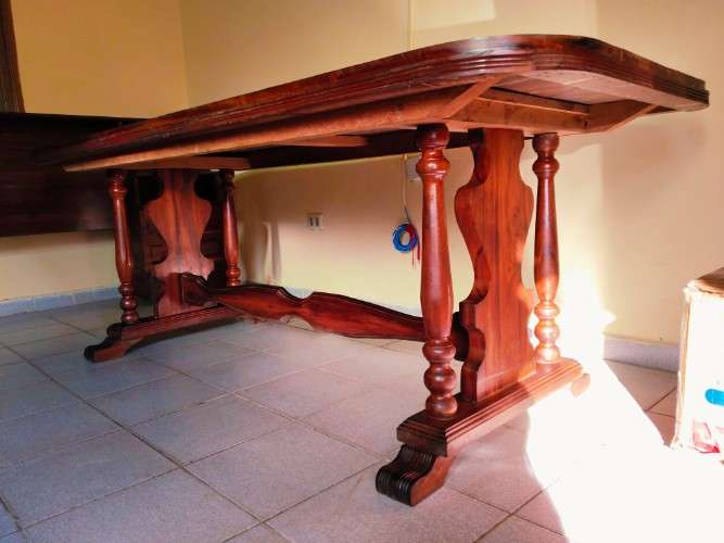 Mesa de madera maciza colonial545783565