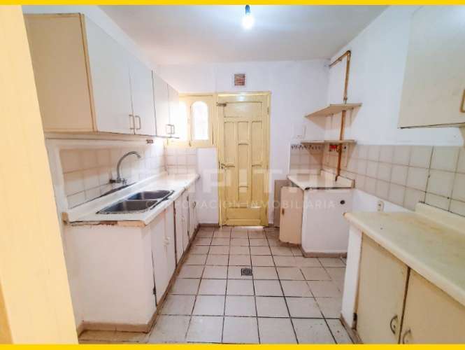 Zona de transito – casa en venta en esquina de una planta1522613181