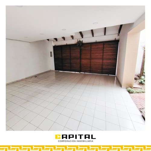 Casa en alquiler en el barrio las palmas 1090357100