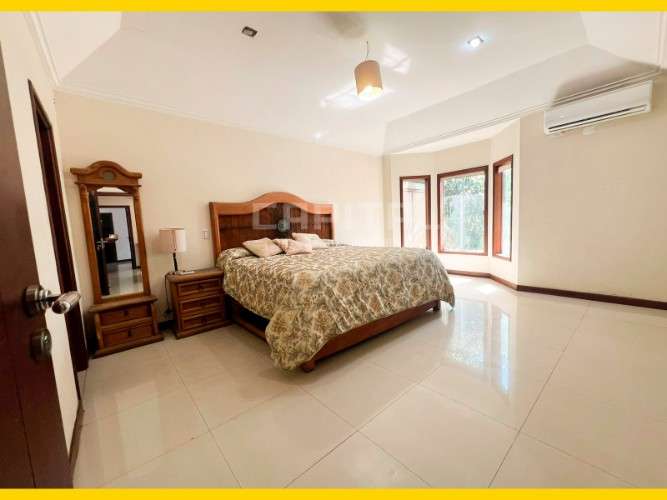 Casa en alquiler en condominio en barrio las palmas444545266