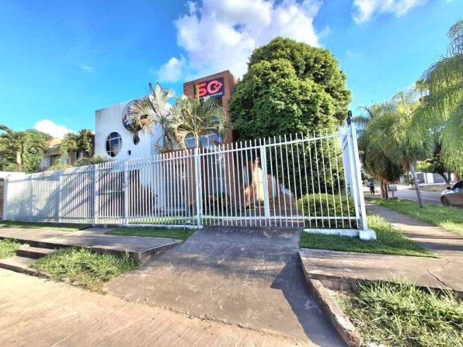 Inmueble empresarial en alquiler444690370