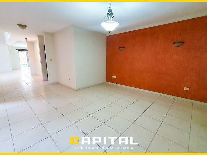 Barrio fleig – hermosa casa con piscina en alquiler70568599