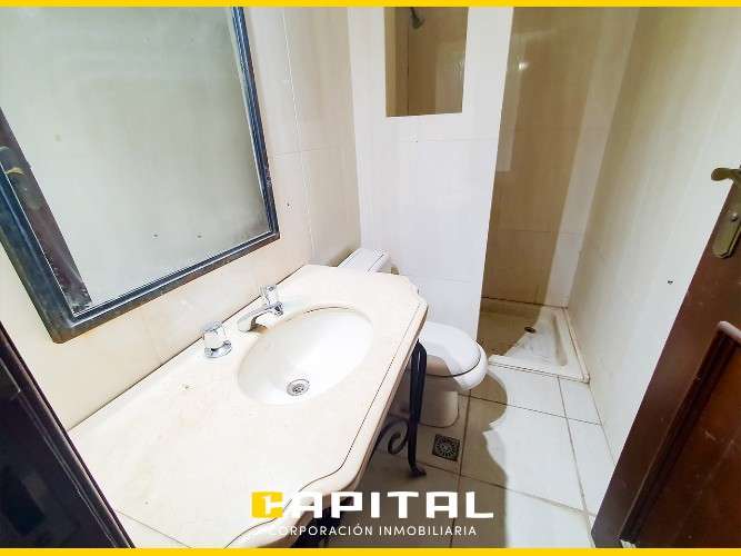 Barrio fleig – hermosa casa con piscina en alquiler70568599