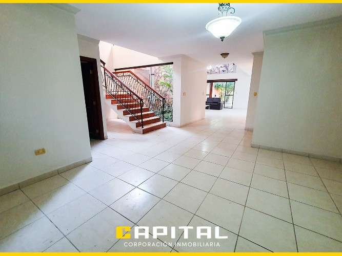 Barrio fleig – hermosa casa con piscina en alquiler70568599