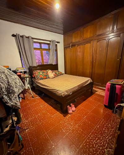 Casa comercial con negocios en venta1959807862