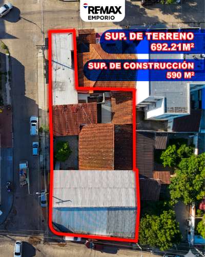 Casa comercial con negocios en venta1959807862