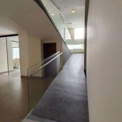 Amplia casa en alquiler amoblada en condominio zona norte433979614